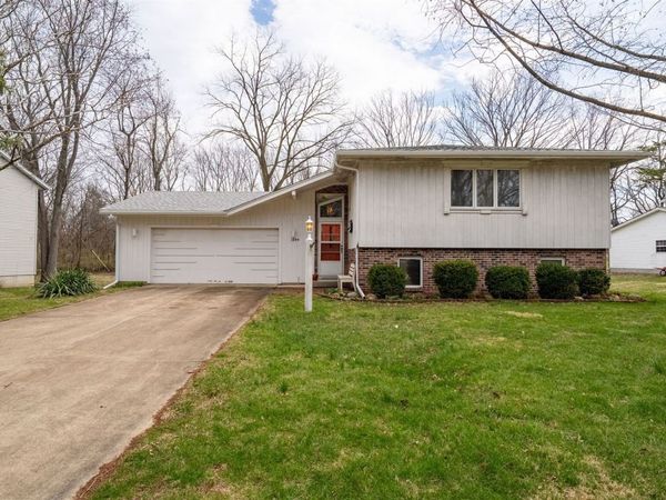 1204 Timber Ridge Court, Normal, IL 61761