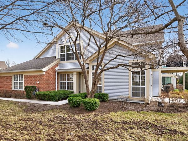 446 cromwell Circle , Unit 4, Bartlett, IL 60103