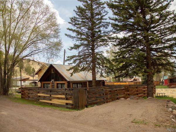 103 W 10 1/2 Street , Creede, CO 81130