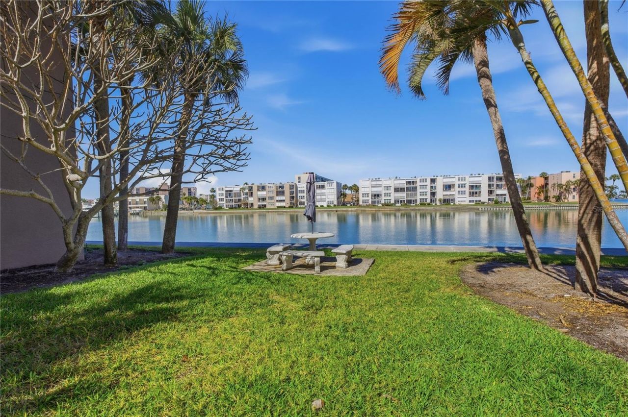 7540 Bay Island Drive S, Unit 251, South Pasadena, FL 33707 Photo