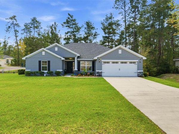 47 VILLAGE CENTER DRIVE, HOMOSASSA, FL 34446