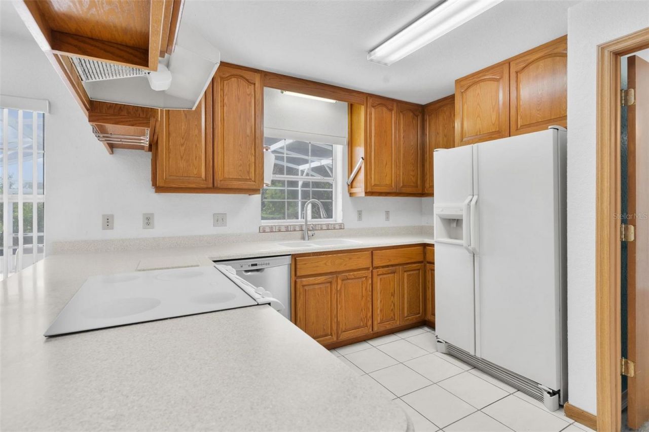 12130 Nest Court , Grand Island, FL 32735 Photo