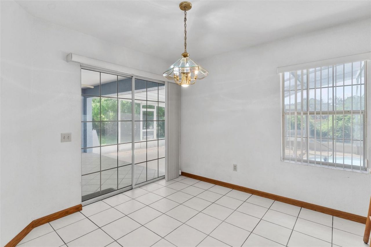 12130 Nest Court , Grand Island, FL 32735 Photo