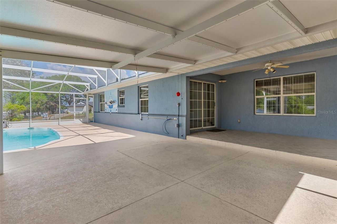 12130 Nest Court , Grand Island, FL 32735 Photo