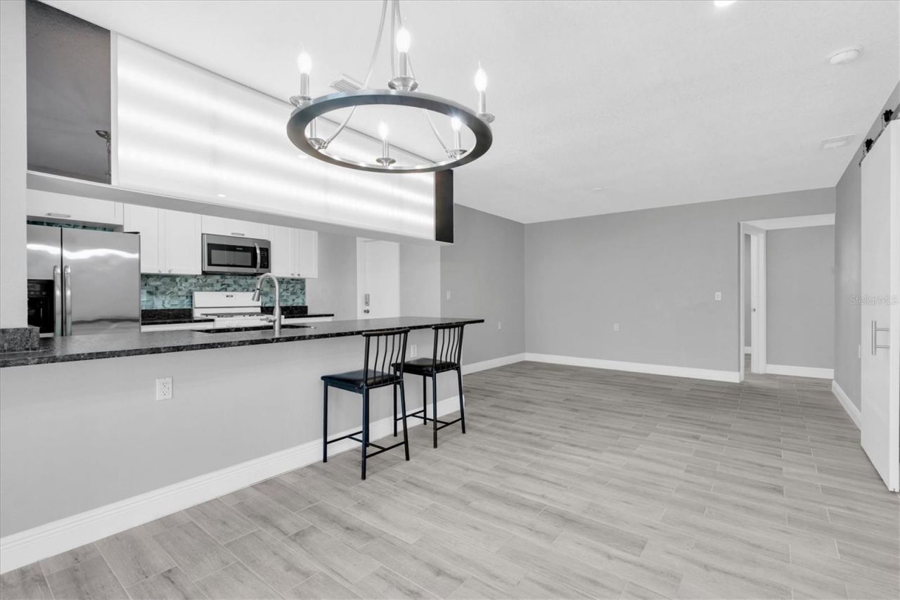 5619 Denver Street Ne, Saint Petersburg, FL 33703 Photo