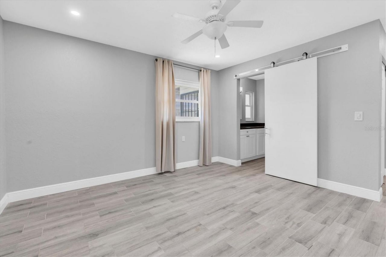 5619 Denver Street Ne, Saint Petersburg, FL 33703 Photo