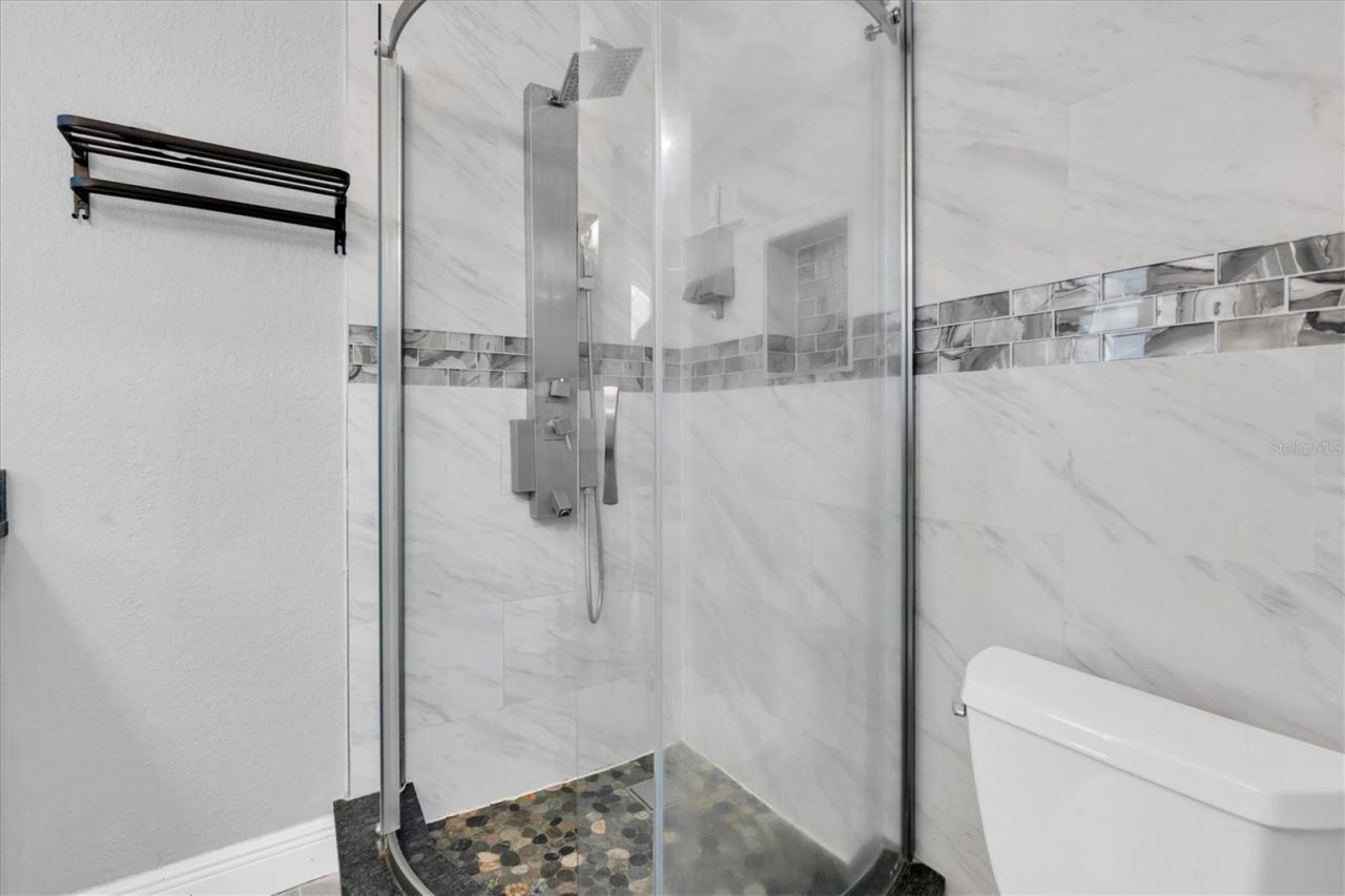 5619 Denver Street Ne, Saint Petersburg, FL 33703 Photo