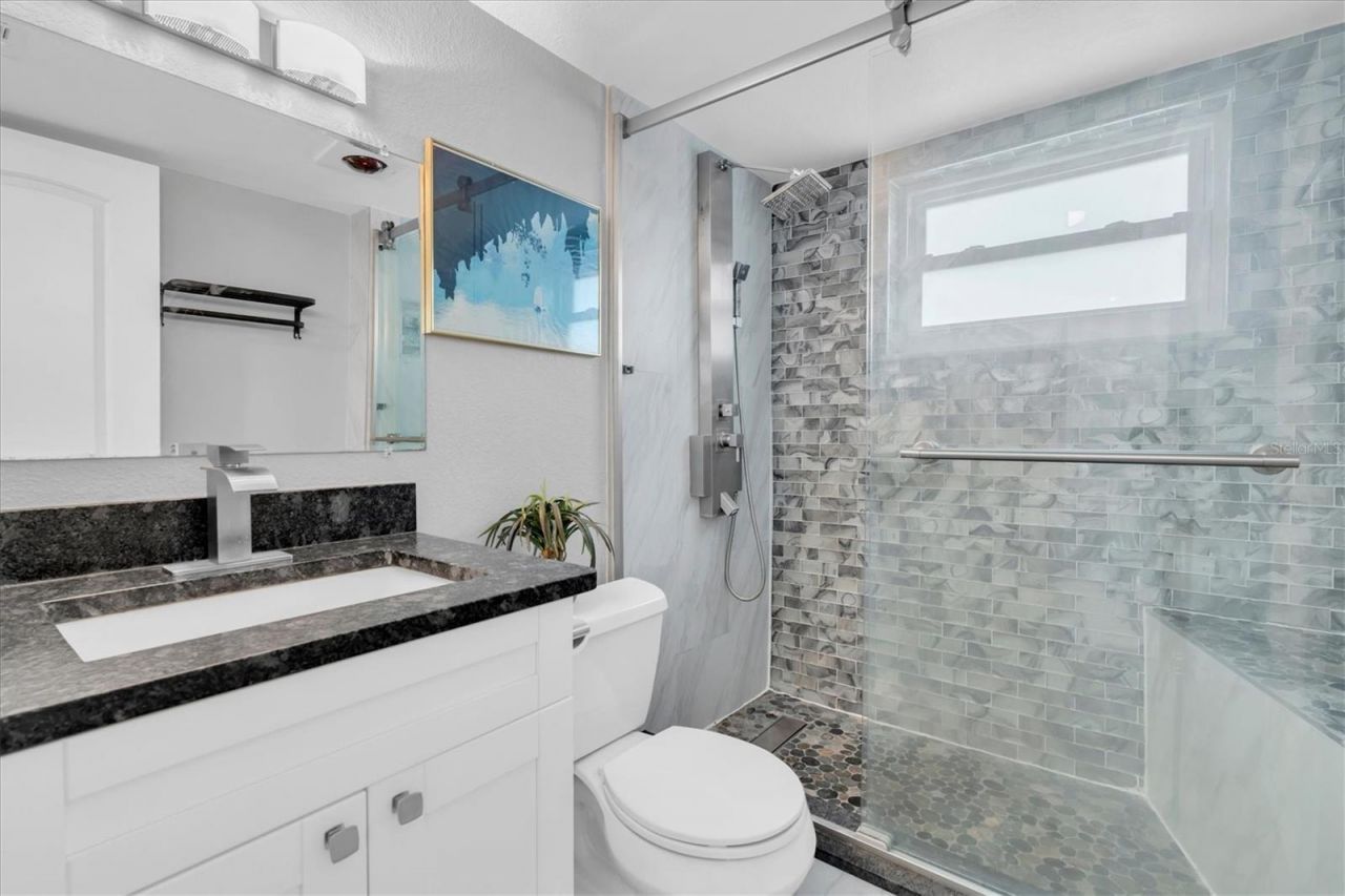 5619 Denver Street Ne, Saint Petersburg, FL 33703 Photo