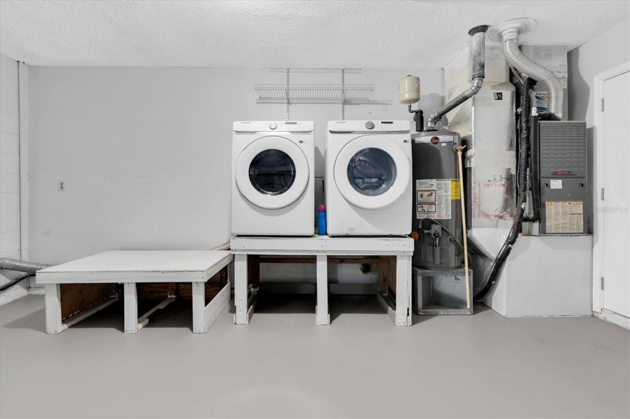 5619 Denver Street Ne, Saint Petersburg, FL 33703 Photo