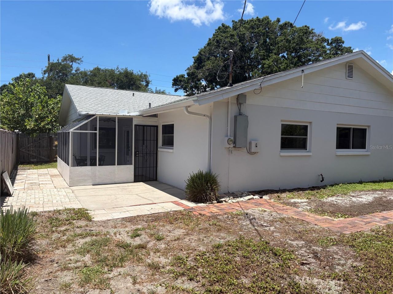 5619 Denver Street Ne, Saint Petersburg, FL 33703 Photo