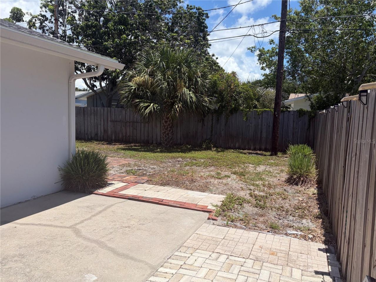 5619 Denver Street Ne, Saint Petersburg, FL 33703 Photo