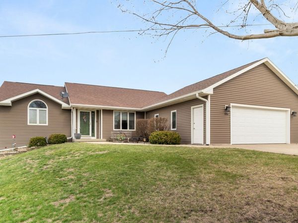 446 Fairview Drive, Madrid, IA 50156
