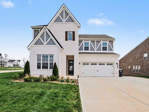 1715 Merkel Rd, Columbia, TN 38401