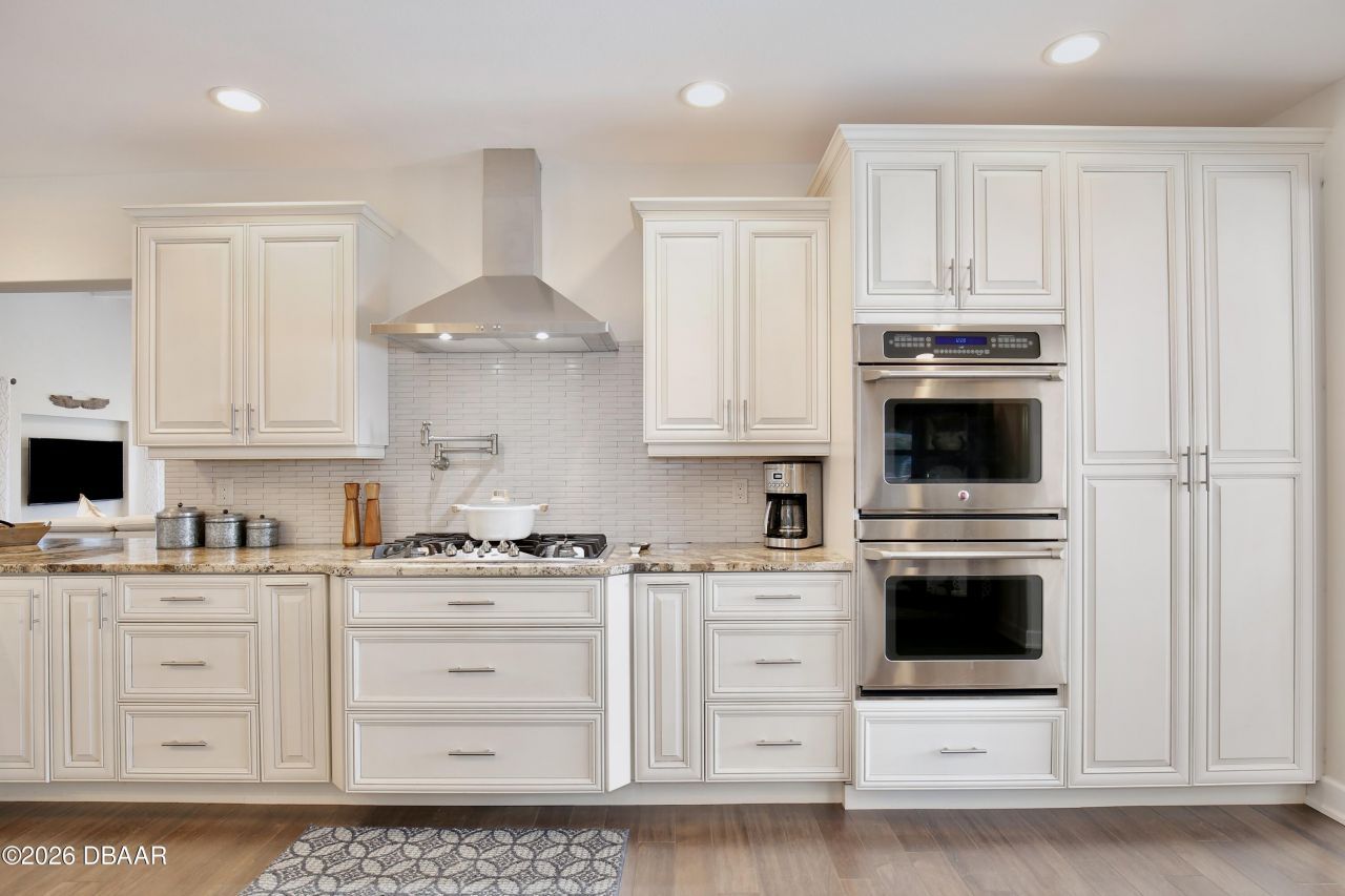 210 N Riverside Drive, Edgewater, FL 32132 Photo