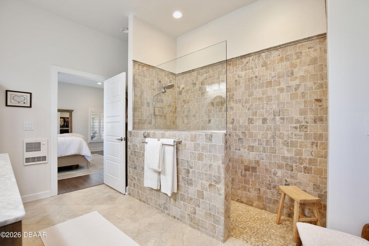 210 N Riverside Drive, Edgewater, FL 32132 Photo