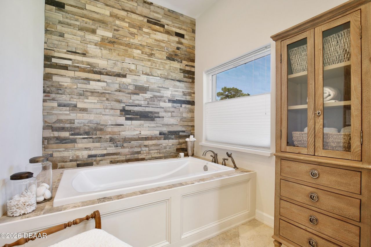 210 N Riverside Drive, Edgewater, FL 32132 Photo