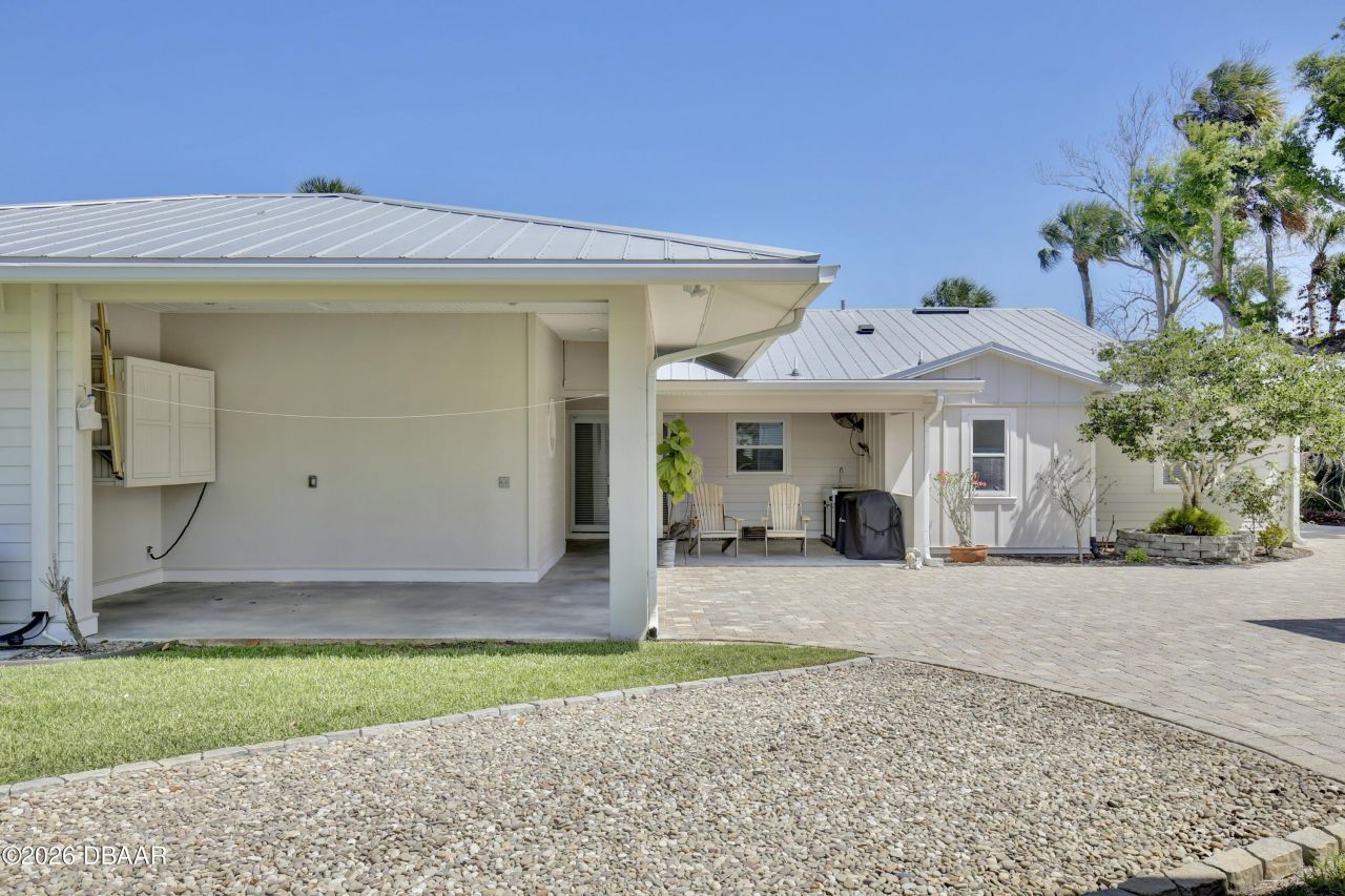 210 N Riverside Drive, Edgewater, FL 32132 Photo