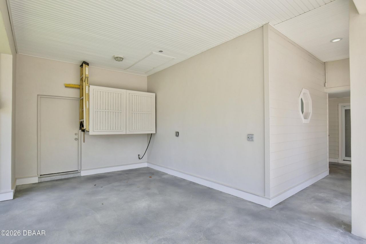 210 N Riverside Drive, Edgewater, FL 32132 Photo