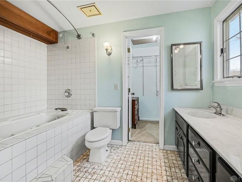 1923 Berkshire Road, Anderson Township, OH 45230 Photo 18