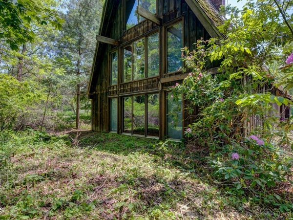 824 County Highway 106, Amsterdam, NY 12010