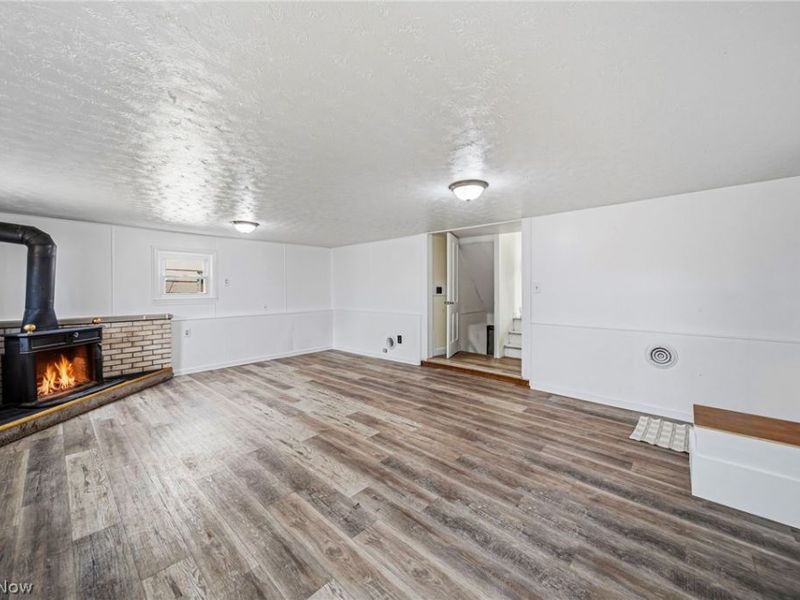 15904 Claridon Troy Road, Burton, OH 44021 Photo 11