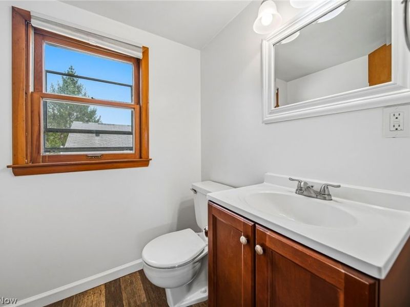 15904 Claridon Troy Road, Burton, OH 44021 Photo 17