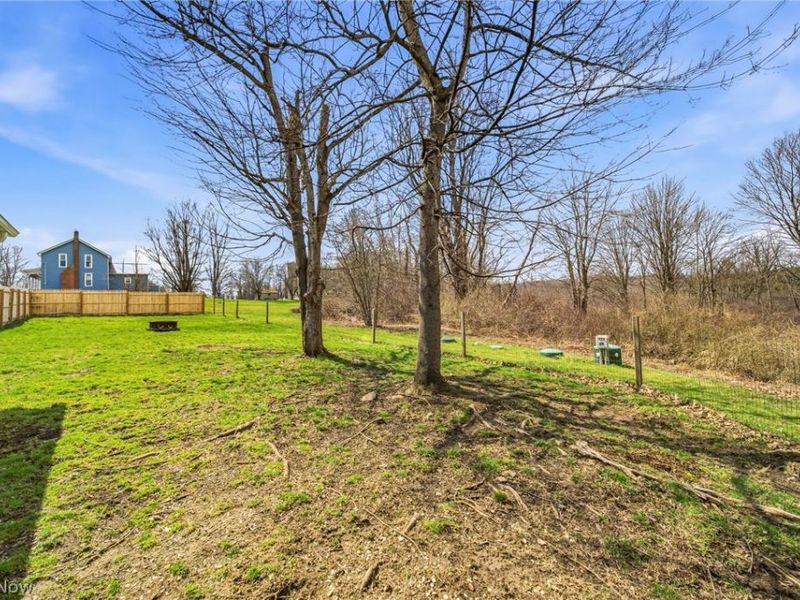 15904 Claridon Troy Road, Burton, OH 44021 Photo 25