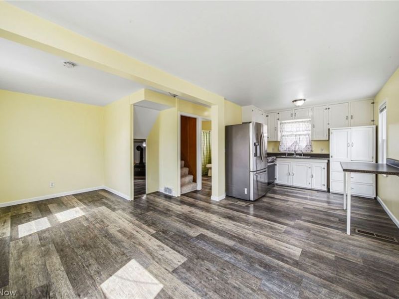 15904 Claridon Troy Road, Burton, OH 44021 Photo 3