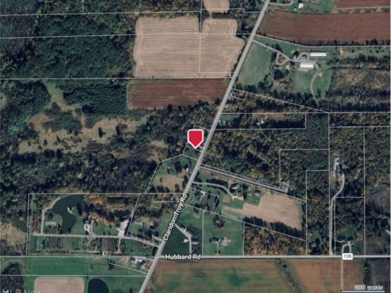 15904 Claridon Troy Road, Burton, OH 44021 Photo 32