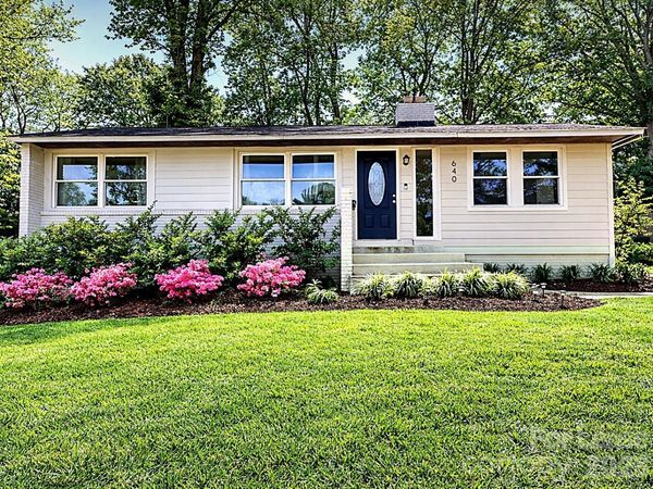 640 Manhasset Road, Charlotte, NC 28209