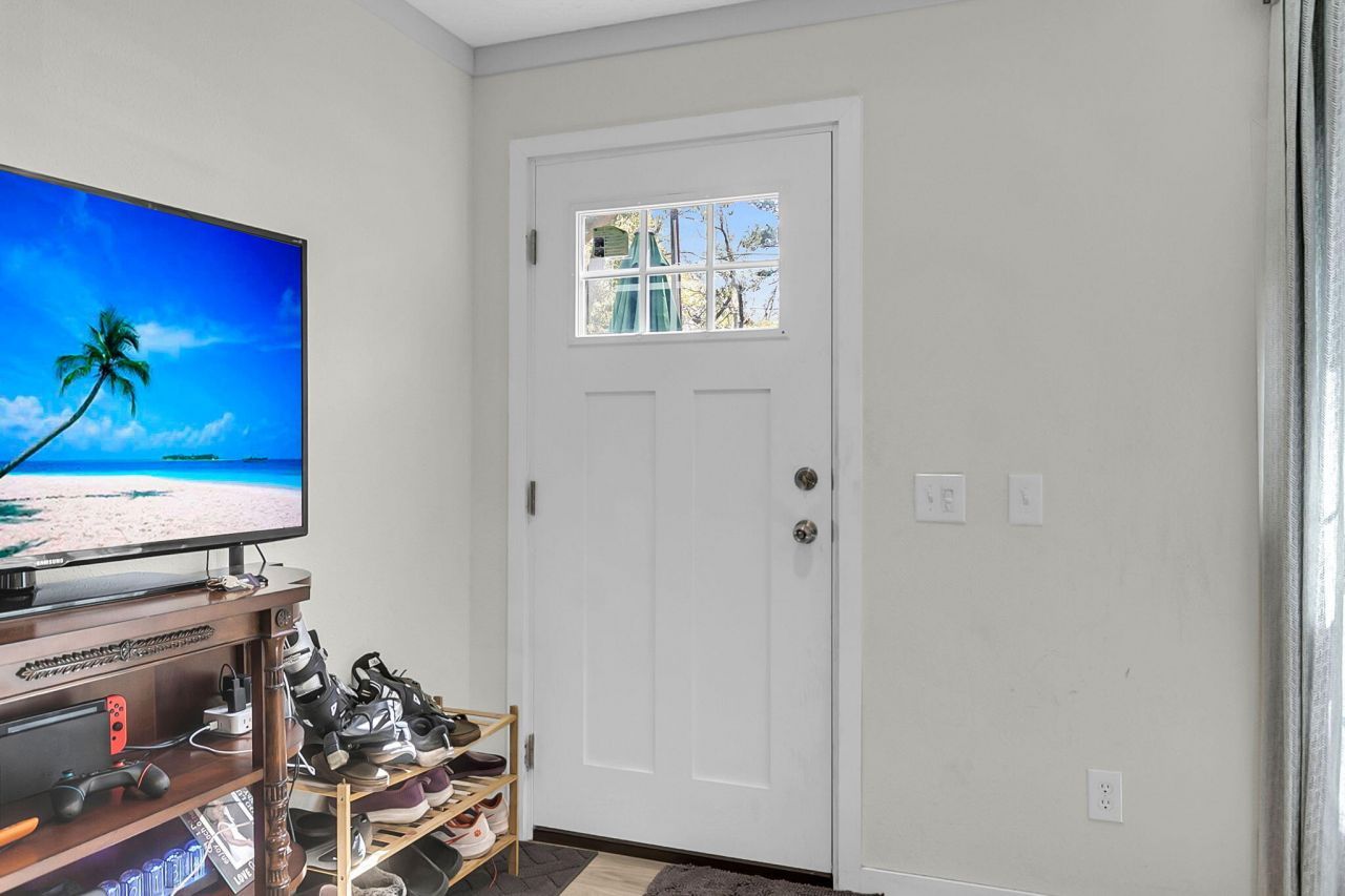 164 Fannie Drive Photo 7