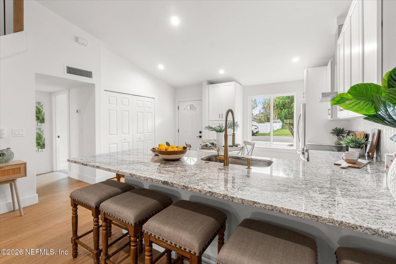 570 Aquatic Drive, Atlantic Beach, FL 32233 Photo