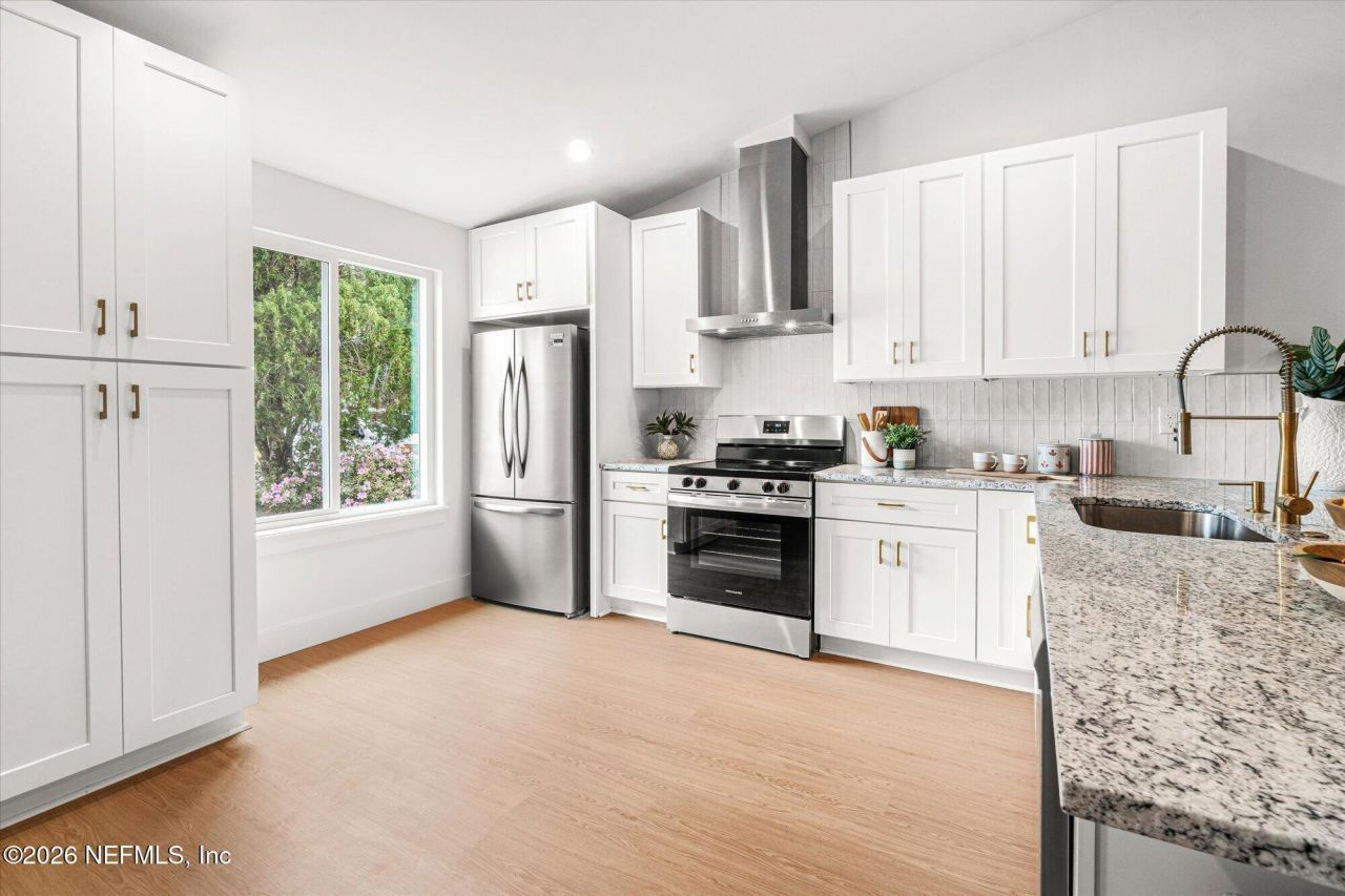 570 Aquatic Drive, Atlantic Beach, FL 32233 Photo