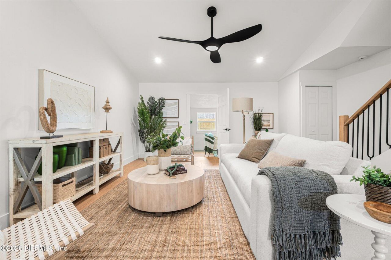 570 Aquatic Drive, Atlantic Beach, FL 32233 Photo