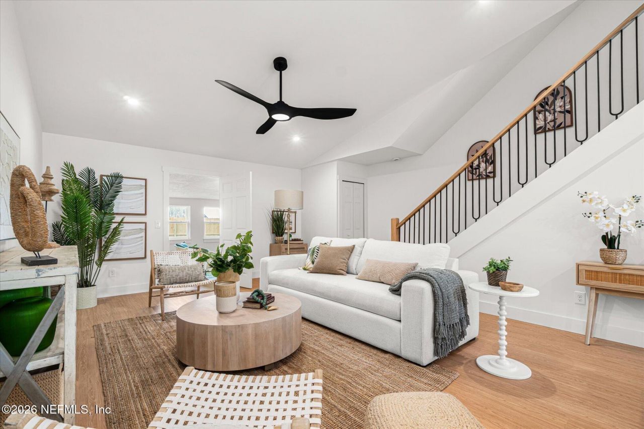 570 Aquatic Drive, Atlantic Beach, FL 32233 Photo