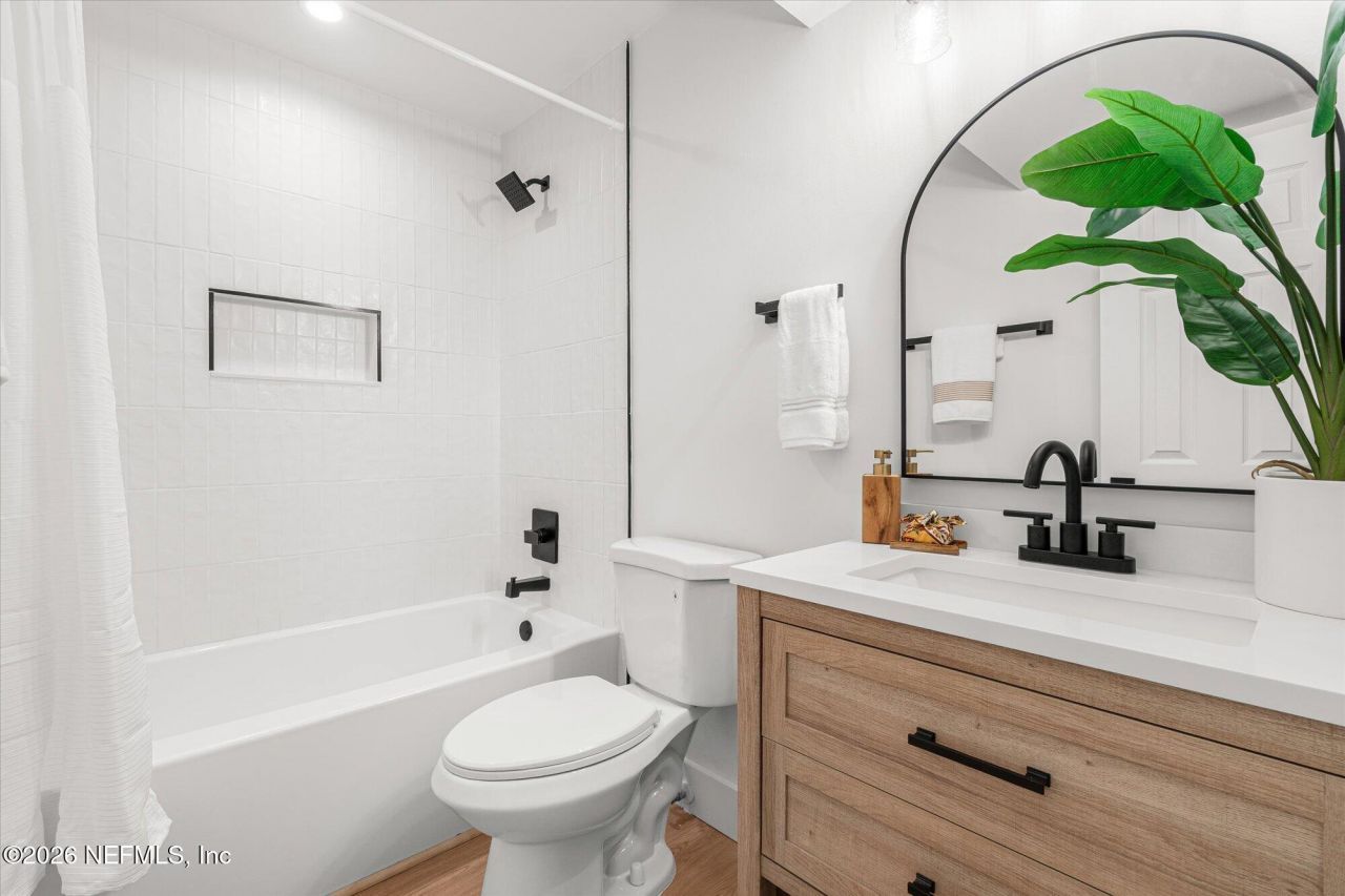 570 Aquatic Drive, Atlantic Beach, FL 32233 Photo