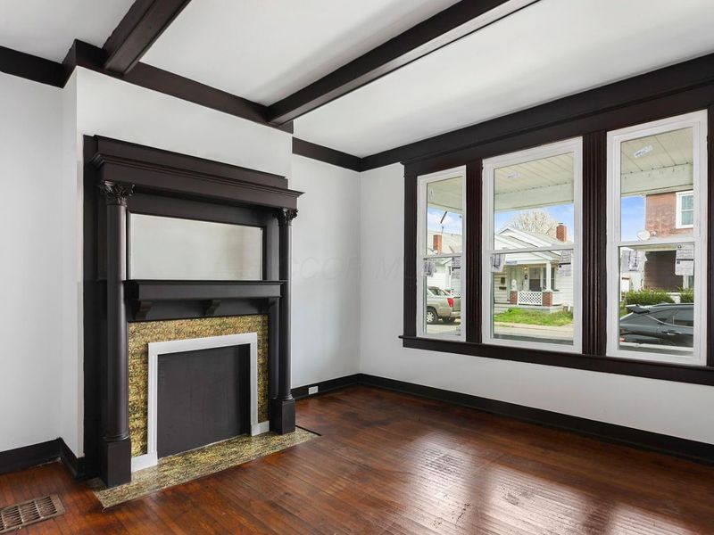 158 N Sugar Street , Chillicothe, OH 45601 Photo 2