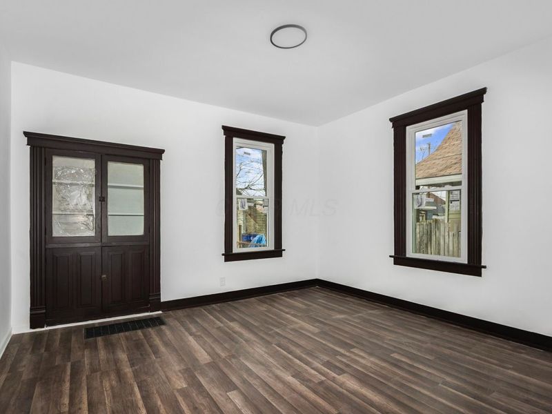 158 N Sugar Street , Chillicothe, OH 45601 Photo 9