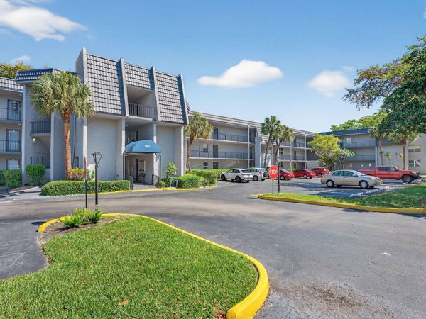 9081 Lime Bay Boulevard, Tamarac, FL 33321