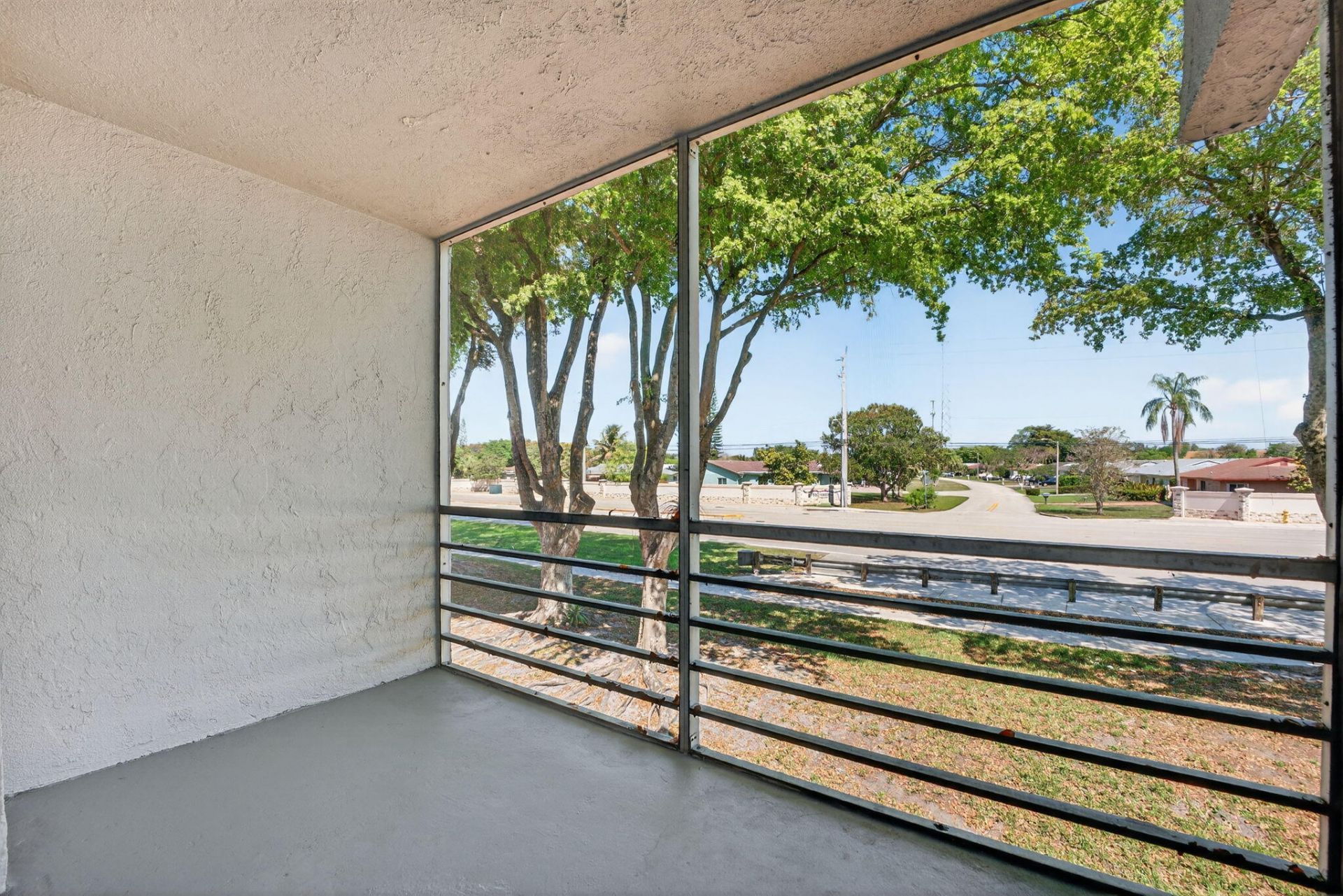 9081 Lime Bay Boulevard, Tamarac, FL 33321 Photo