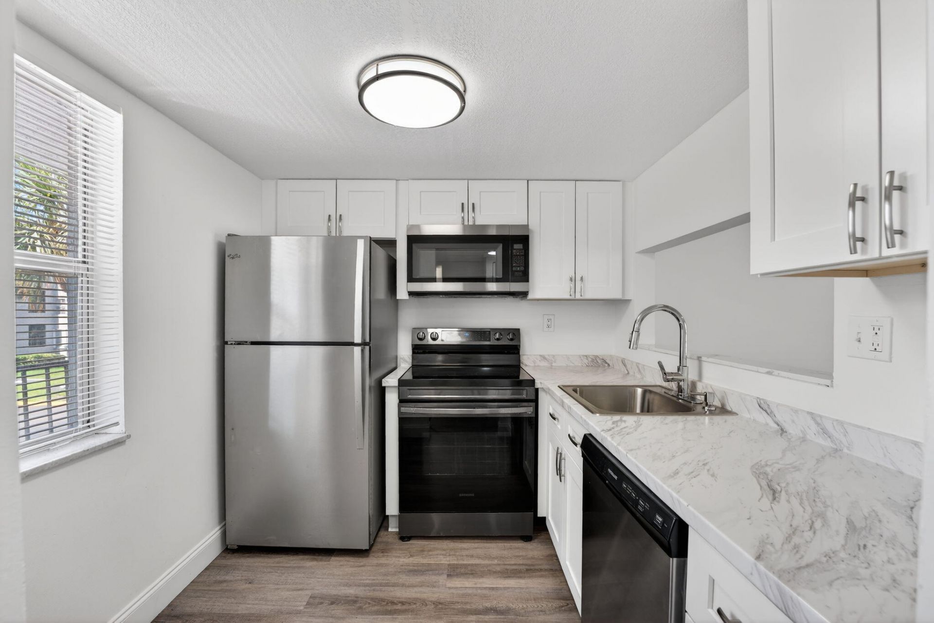 9081 Lime Bay Boulevard, Tamarac, FL 33321 Photo