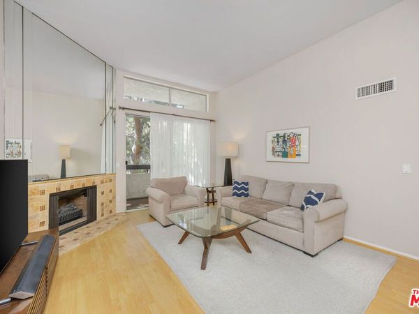 4295 Via Arbolada, Unit 312, Los Angeles, CA 90042
