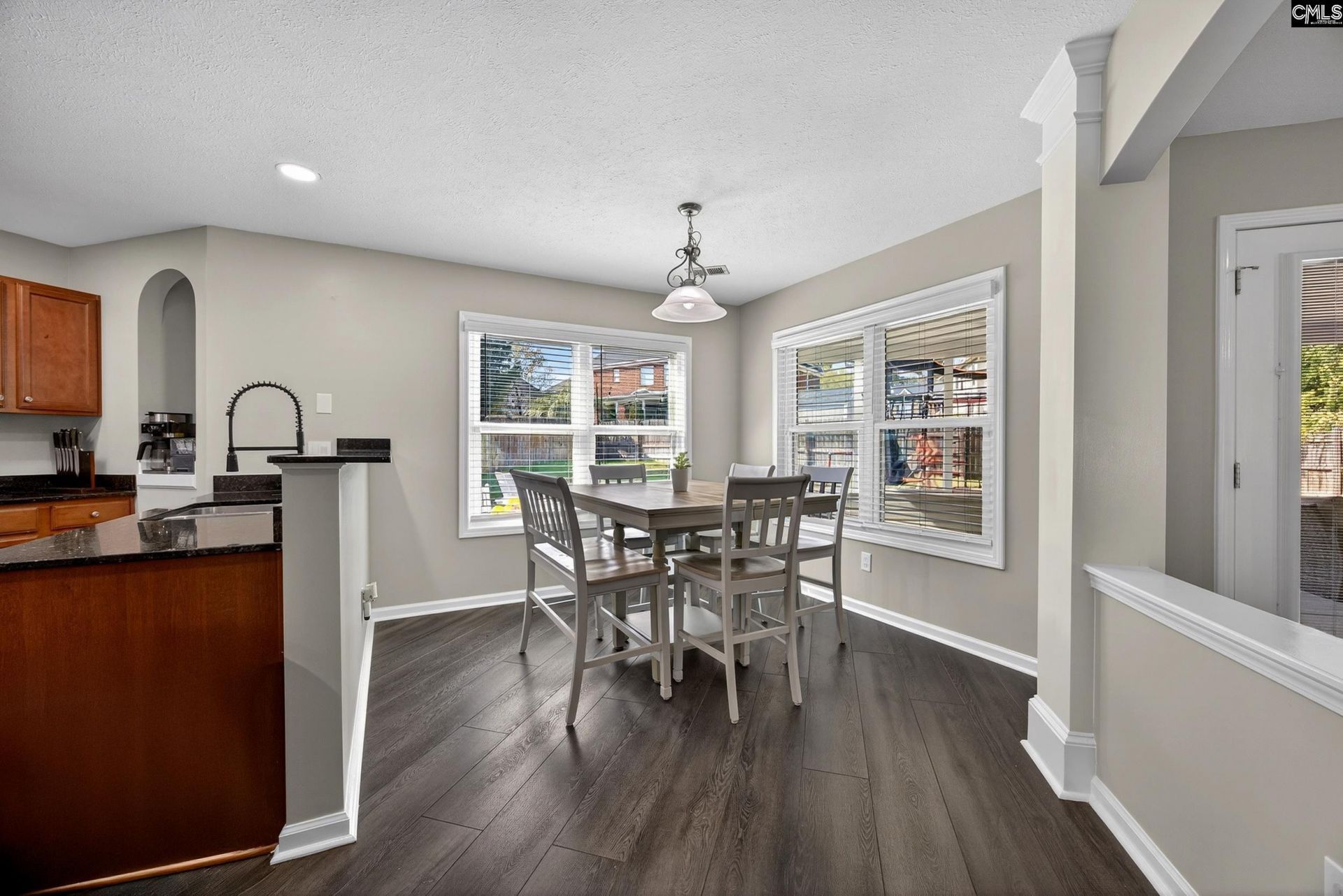 148 Flagstone Way Photo 10