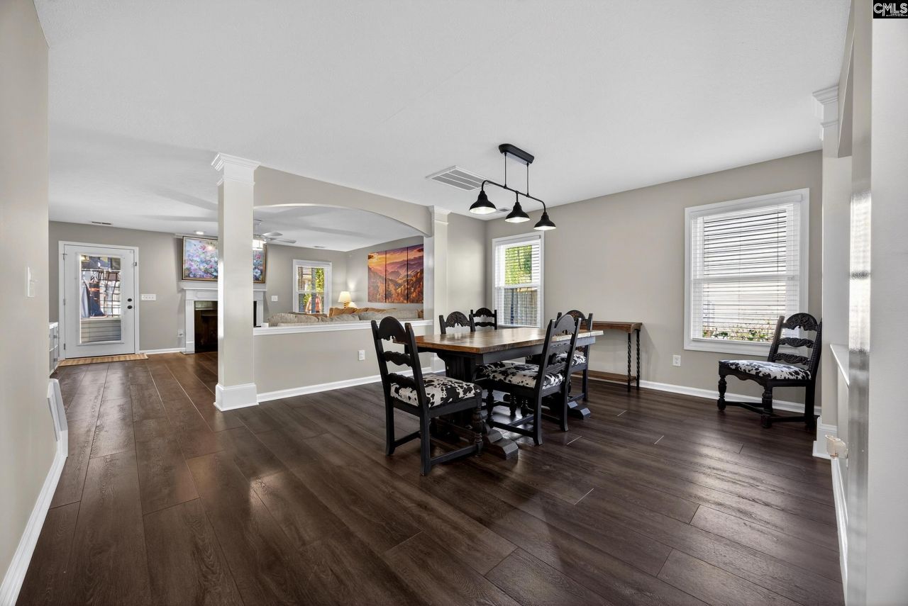 148 Flagstone Way Photo 11