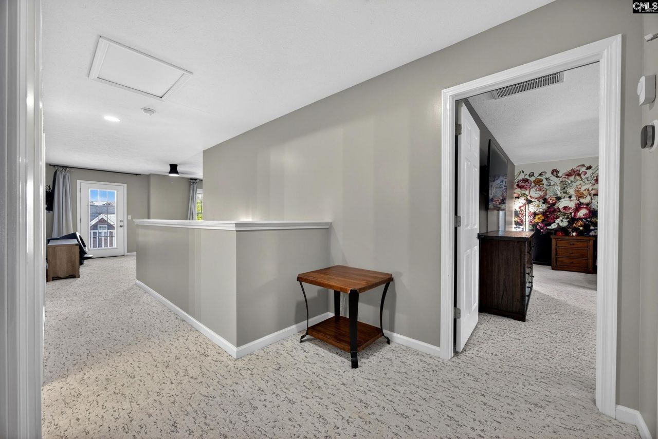 148 Flagstone Way Photo 21