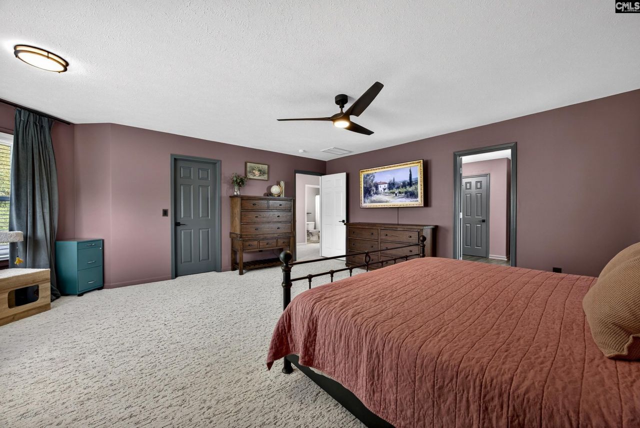 148 Flagstone Way Photo 8