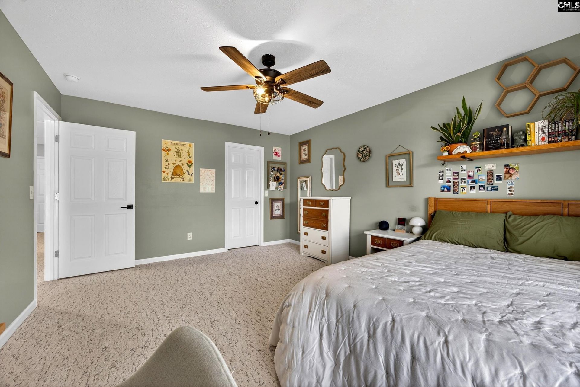 148 Flagstone Way Photo 8