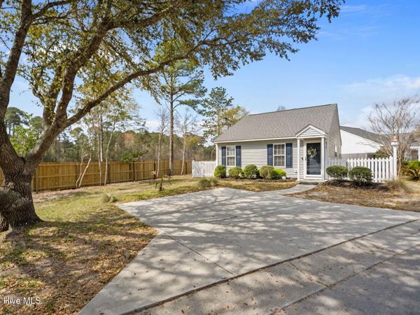 834 Southern Charm Drive, Wilmington, NC 28412