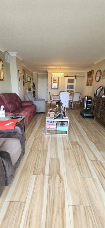 1965 S Ocean Dr, Unit 5Q, Hallandale Beach, FL 33009 Photo