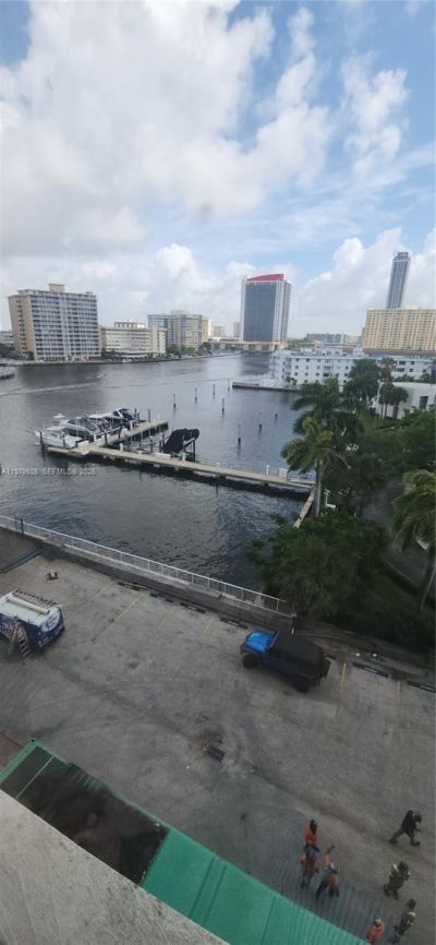 1965 S Ocean Dr, Unit 5Q, Hallandale Beach, FL 33009 Photo